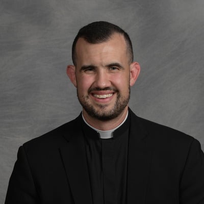Father Michael McAndrew (Español)