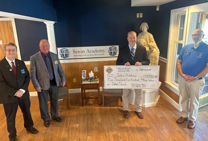 Rochester Knights of Columbus makes donation