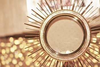 Eucharistic Miracle of the week