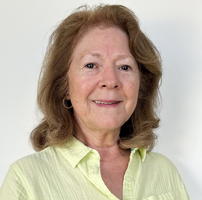 Mrs. Raquel De la Rosa