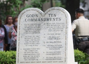 Federal judge blocks Texas 10 Commandments law from being enforced in some school districts