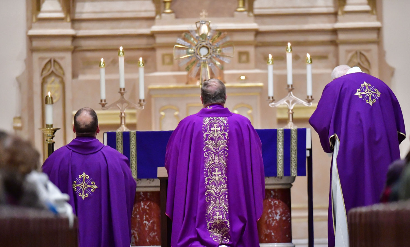 40 Hours of Adoration Bishop McManus+