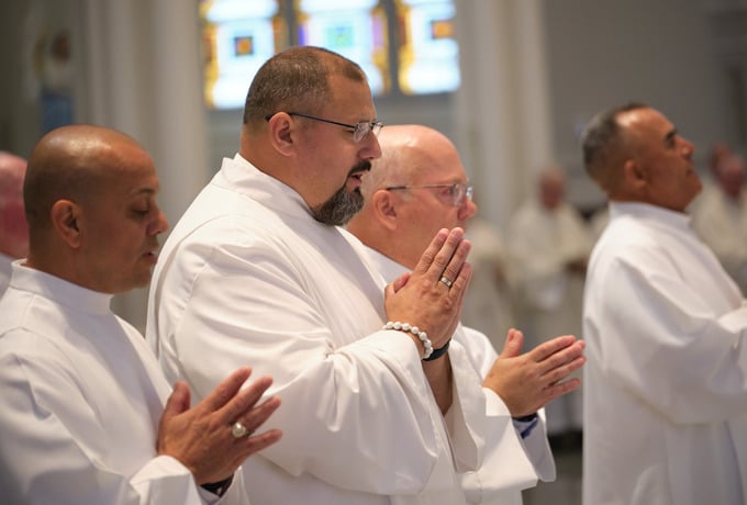 Is God Calling You to Be a Deacon?  Come to a Fall Inquiry Session