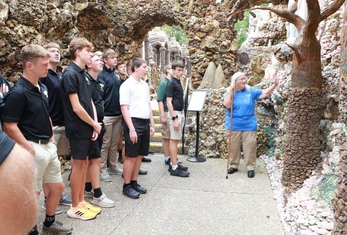 Bishop to close Jubilee Year Dec. 28