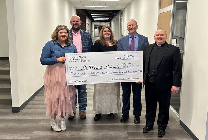 Storm Lake St. Mary School event raises funds for bus
