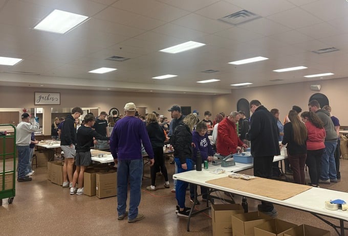 Ida Grove students package food for the malnourished