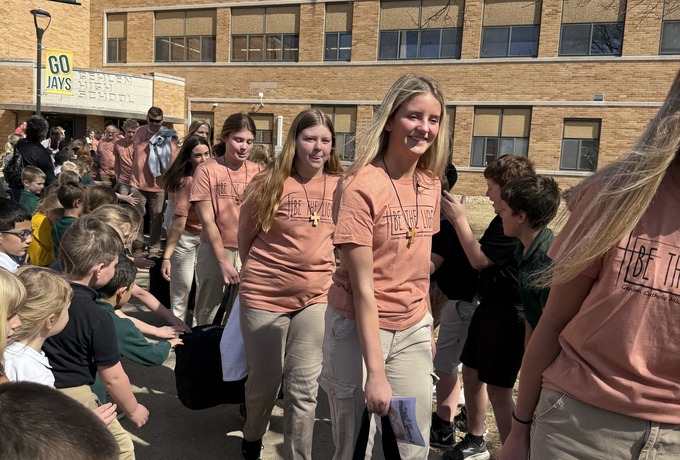 Gehlen Mission Honduras students receive sendoff