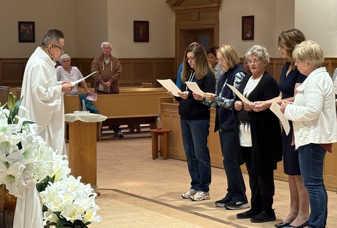 Mater Dei adds five Confraternity of Christian Mothers members