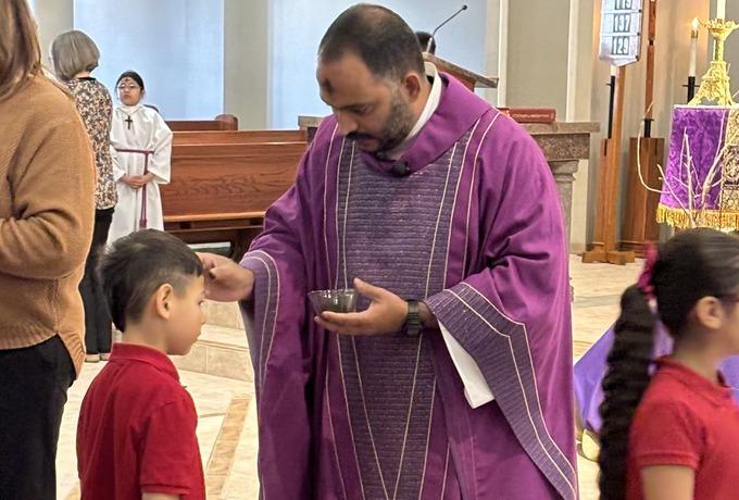 Lenten fasting and abstinence/Ayuno y abstinencia cuaresmal