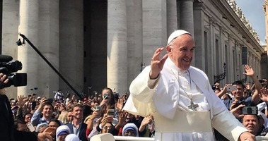 April 21: + Pope Francis / + El Papa Francisco