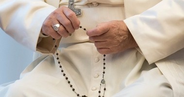 April 22: The Holy Father / El Santo Padre