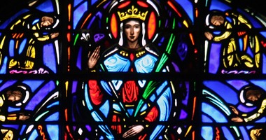 August 22: The Queenship of Mary / El Reinado de María