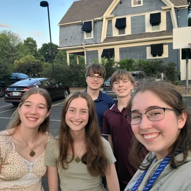 Saint Anne Teens Host July Jesus Challenge: Attend Adoration Every Wednesday