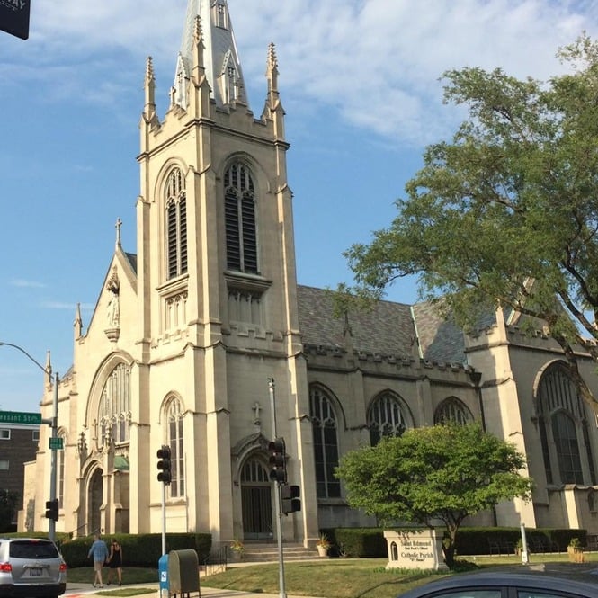 Saint Anne helps the Migrant Ministry of the Catholic Parishes of Oak Park