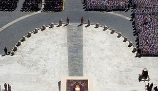 Poor and powerful pray for eternal repose of a pope ‘with an open heart’
