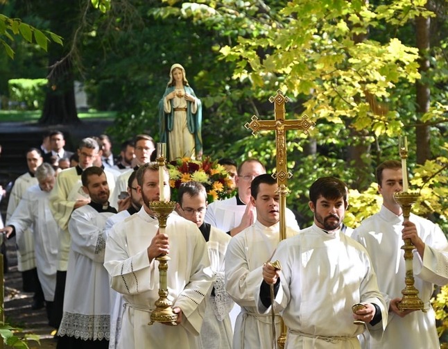 Quo Vadis Men's Discernment Group