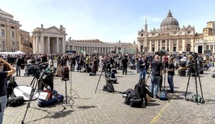 Precise rules govern the period in between popes