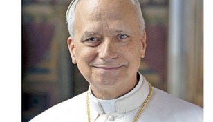 Pope Leo: Migrants, Refugees Bravely Embody the Belief that Joy is Possible