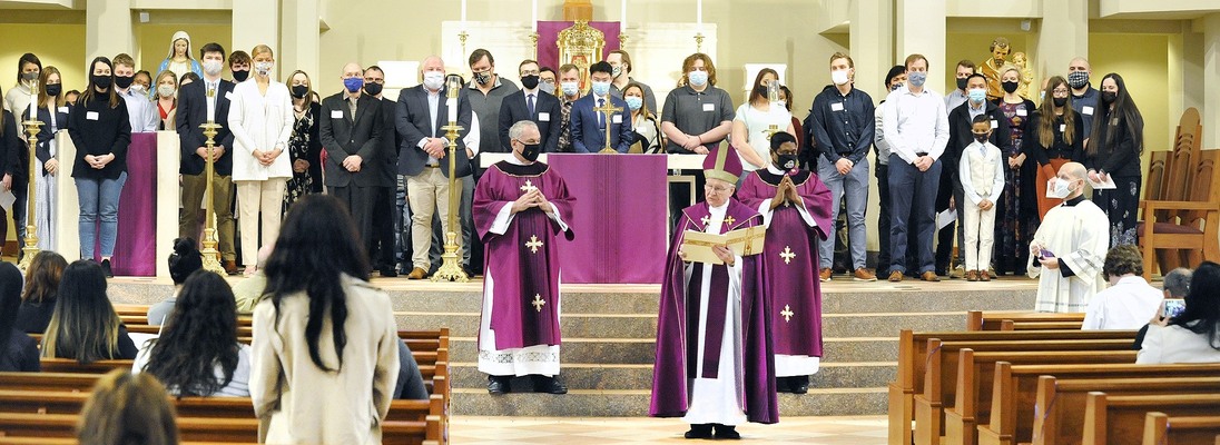 Archdiocese will welcome 250+ new Catholics at Easter Vigil