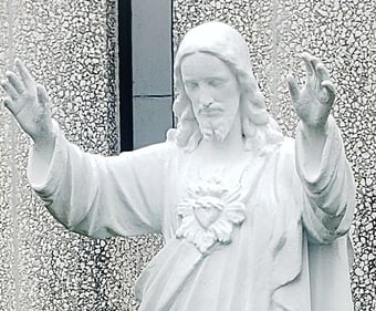 Vandalized Sacred Heart of Jesus statue gets new lease on life