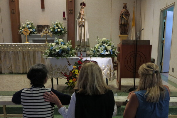 Pilgrim statue of Our Lady of Fatima winds down its tour of New Orleans-area churches