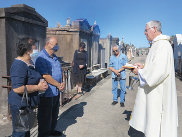Schedules for blessing of the tombs at area cemeteries