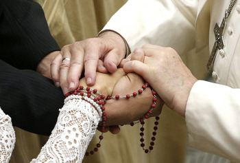 Vatican releases suggestions for revamped marriage prep