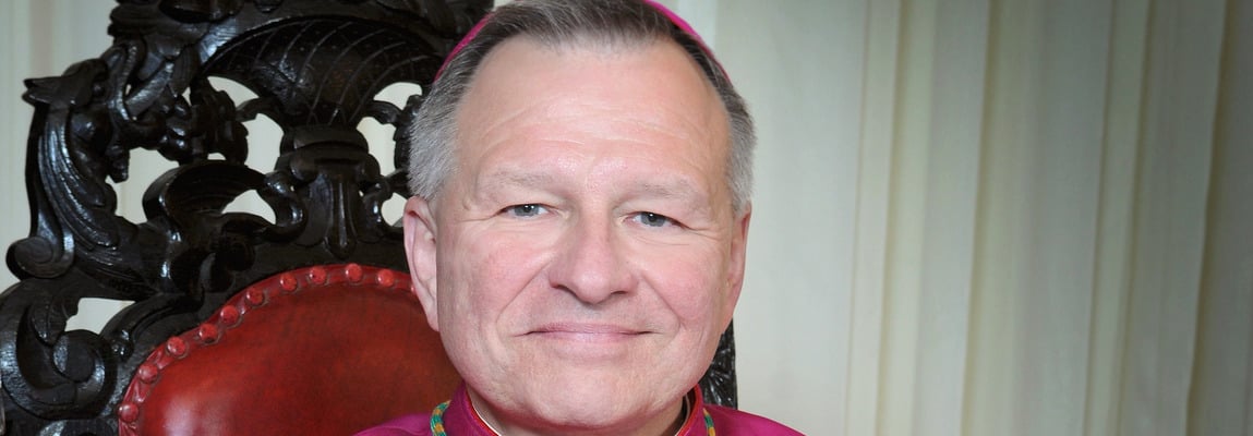 La Eucaristía: Cuerpo, Sangre, Alma y Divinidad