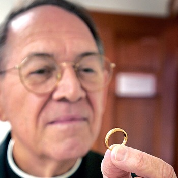 The ring and the widow’s mite