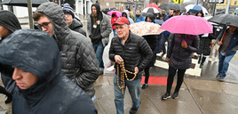 Pro-life Catholics join in rosary procession to abortion clinic after Mass in Morristown